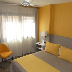 Kamer met een Queen Size Bed